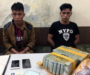 Hai anh em ruột vận chuyển 18 bánh heroin ở 'thánh địa' ma túy