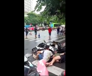 Lao xe vào đám đông ở Trung Quốc: 1 người chết, nhiều người bị thương