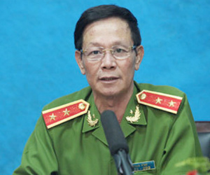 Cựu trung tướng Phan Văn Vĩnh bị cáo buộc 'chống lệnh', bao che đường dây đánh bạc