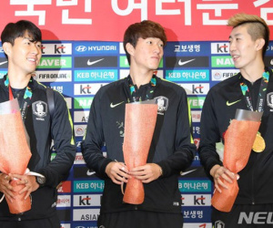 Không còn bị ném trứng, Son Heung-min và đồng đội được chào đón như người hùng khi về Hàn Quốc
