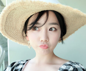 7 sản phẩm '2in1' rửa mặt kiêm làm sáng da giúp chị em tút tát lại làn da sau một mùa hè đen sạm vì cháy nắng