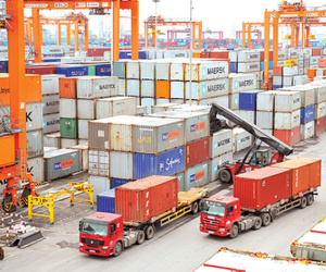 8 tháng, giá trị xuất nhập khẩu hàng hoá đạt trên 308 tỷ USD