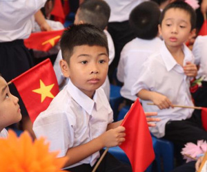 2 bé bị trao nhầm vào lớp 1: Nỗi lòng của người mẹ ngày khai giảng