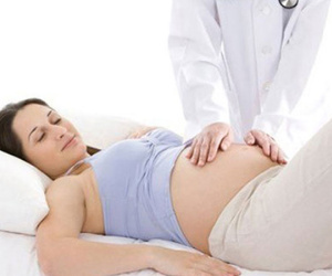 Bệnh lây qua đường tình dục nguy hiểm thế nào với phụ nữ mang thai?