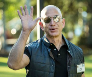 Giá trị Amazon vượt 1.000 tỷ USD