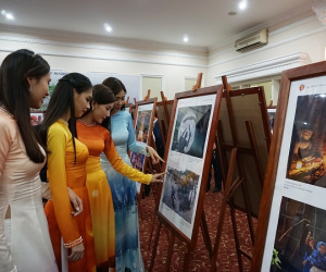 Triển lãm ảnh, phim tài liệu trong cộng đồng ASEAN