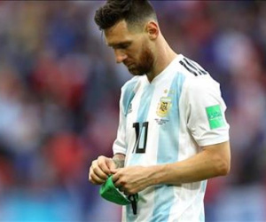 Argentina tha thiết mời Messi trở lại đội tuyển