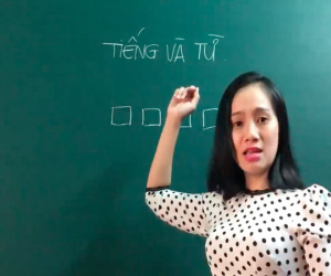 Dân mạng vẫn tranh cãi kịch liệt việc dạy đọc bằng ô vuông, nhiều giáo viên lên tiếng: 'Hãy thử đặt mình vào vị trí, đầu óc của một đứa trẻ'