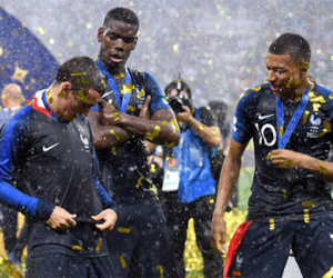 Giroud: 'Quả Bóng Vàng phải thuộc về một cầu thủ Pháp, hoặc Modric'
