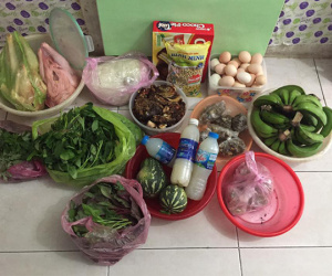 Muôn kiểu gửi quà của mẹ chồng: Người cẩn thận làm cả trai sông đóng đá, người thì "lầy lội" gửi kèm tâm thư