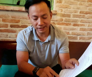 Video Rapper Tiến Đạt: 'Tiền đền bù đất không đủ cho tôi mua cánh cửa'
