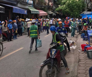 Hà Nội rung lắc vì động đất mạnh ở Trung Quốc