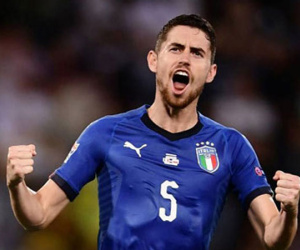 Jorginho giải cứu Italy khỏi thất bại trước Ba Lan