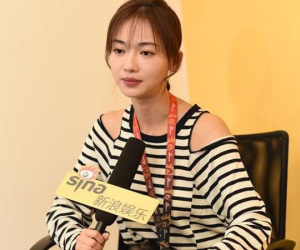 'Ngụy Anh Lạc' Ngô Cẩn Ngôn vẫn đang nghĩ mình là 'Lệnh Phi Nương Nương' khi cư xử chảnh choẹ ngoài đời thực?