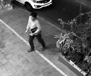 Ôtô của cựu phó giám đốc sở ở Đà Nẵng bị một người Hàn Quốc đột nhập