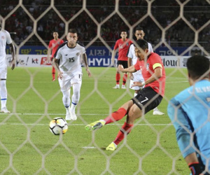 Video: Son Heung-min sút hỏng penalty, Hàn Quốc vẫn thắng 2-0 Costa Rica