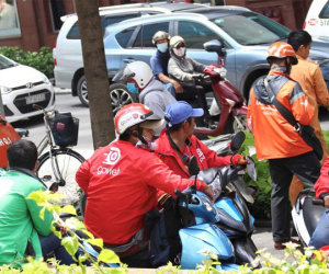 Ai chịu thiệt sau cuộc đua ‘đốt tiền’ của Go-Viet và Grab?
