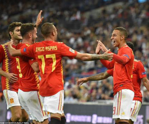 Anh 1-2 Tây Ban Nha: Tiêu diệt 'Tam sư', HLV Enrique ra mắt thành công ở La Roja