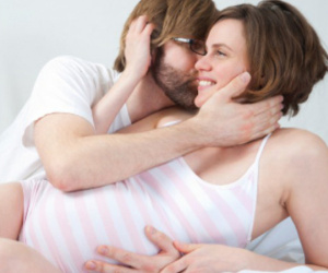 Khám phá bí ẩn 'chuyện ấy' khi có bầu