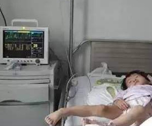 Bé 1 tuổi bị bệnh bạch cầu, mẹ bất ngờ vì chiếc bát ăn cơm lại là nguyên nhân