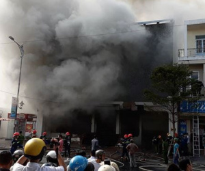 Video: Cháy lớn quán bar ở trung tâm Đà Nẵng