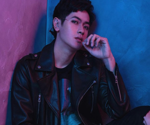 Hot boy cao 1m78 bị Miu Lê hành 'lên bờ xuống ruộng' trong MV mới hoá ra là bạn của Đức Chinh, Văn Hậu