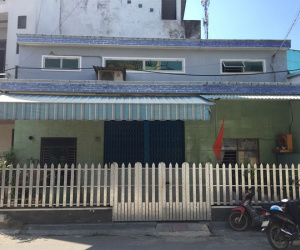 Thanh niên nghi ngáo đá đâm cụ bà đứt tủy sống