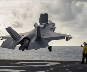 Đòn nắn gân Nga bằng siêu tiêm kích F-35B của Mỹ