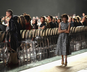 Làng mốt chấn động với tin đồn Marc Jacobs 'chơi xấu' Rihana khi cố tình trễ show 90 phút