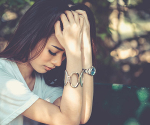 Đang hí hửng vì được mẹ chồng tương lai rủ đi mua vàng, nào ngờ hành động của bà khiến tôi chưng hửng và khó xử vô cùng