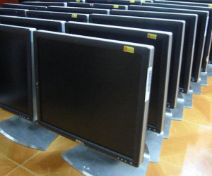 Có nên mua màn hình PC cũ giá rẻ?