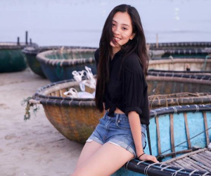 Cư dân mạng chia sẻ điểm thi THPT quốc gia của Hoa hậu Trần Tiểu Vy