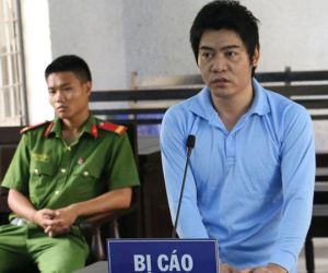 18 năm tù cho người cha mất nhân tính hiếp dâm con ruột
