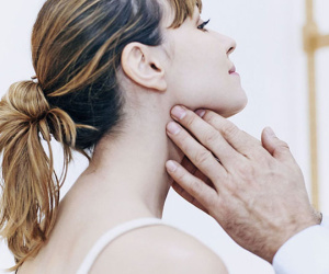 Đổ mồ hôi đêm khi ngủ là dấu hiệu cảnh báo những vấn đề sức khỏe nào?