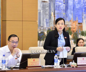 Độc quyền SGK, phụ huynh chi 1.000 tỷ mua sách rồi bán đồng nát