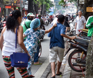 Chủ khu trọ giá rẻ Hiệp 'Khùng' bị đuổi đánh sau vụ hỏa hoạn