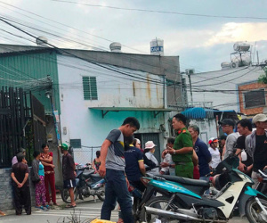 Cô gái ở Sài Gòn phát hiện mẹ gục chết, cha thoi thóp với nhiều vết cắt ở tay tại nhà