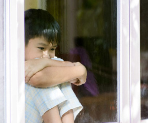 Để con không bị bạn bè bắt nạt