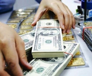 Giá vàng hôm nay 19/9: USD vững giá, vàng chưa thể tăng trở lại