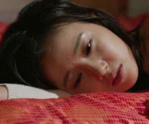 Hành động thô bạo mà chồng làm với bạn thân của tôi trong ngày cưới khiến tôi nghi ngờ về cuộc hôn nhân mình đã chọn