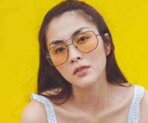 Không dừng lại ở khoe lưng trần eo thon, giờ Hà Tăng đã diện áo hai dây để lộ thềm ngực sexy 'chết người' rồi đây!