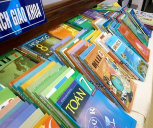 Có cần nhiều bộ sách giáo khoa
