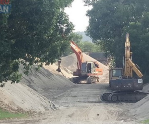 Đông Anh (Hà Nội): Hàng loạt bãi cát 'lậu' vẫn ngang nhiên hoạt động