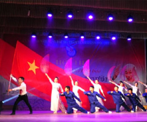 Liên hoan toàn quốc Tiếng hát Người làm báo
