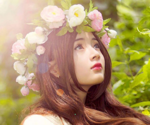 Nếu không muốn khổ, phụ nữ hãy giấu nhan sắc