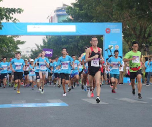 3.400 người tham gia giải marathon lớn nhất Việt Nam