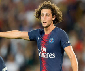 Barca sắp có Rabiot và Pepe?