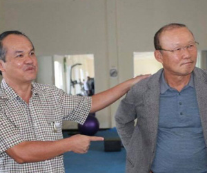 Hợp đồng của HLV Park Hang Seo và góc nhìn riêng của bầu Đức