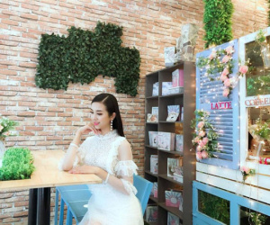 Ngắm nhan sắc xinh như mộng của Á hậu 2 Thuý An