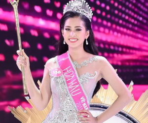 Tân Hoa hậu Tiểu Vy sẽ làm gì để tránh scandal?